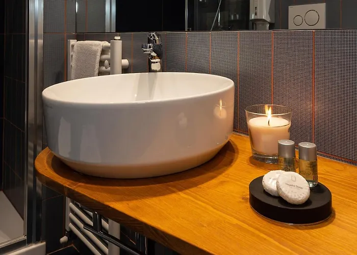 Tula בית הארחה